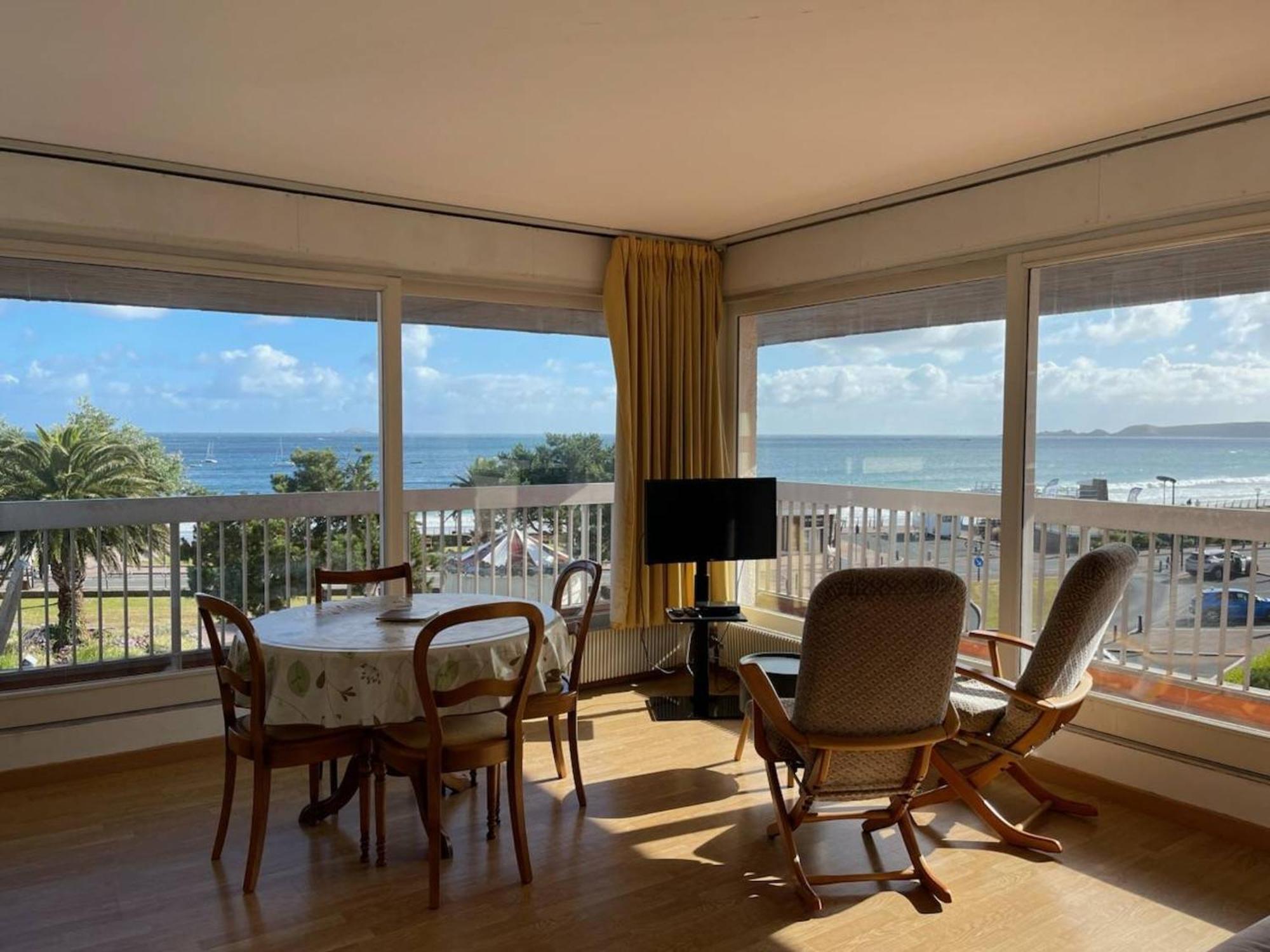 Appartement Avec Terrasse, Parking, Plage De Trestraou A Perros-Guirec - Fr-1-368-350 Экстерьер фото